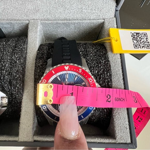 INVICTA Mickey Mouse Watch Set ~NIB π¦ - Picture 7 of 16